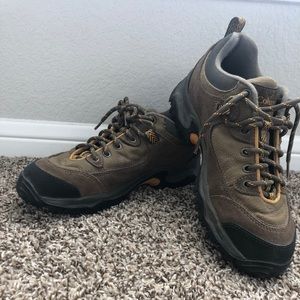 Columbia Hiking Boots
